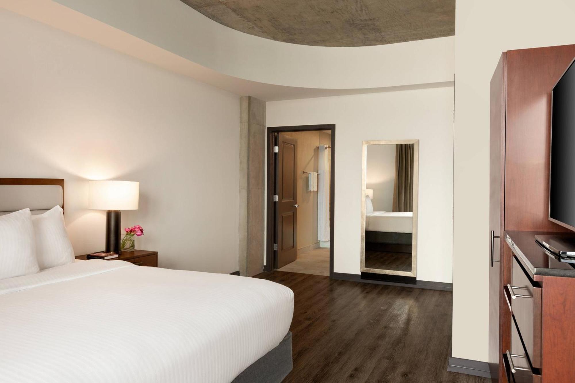 Twelve Midtown, Autograph Collection Hotel Atlanta Exterior photo