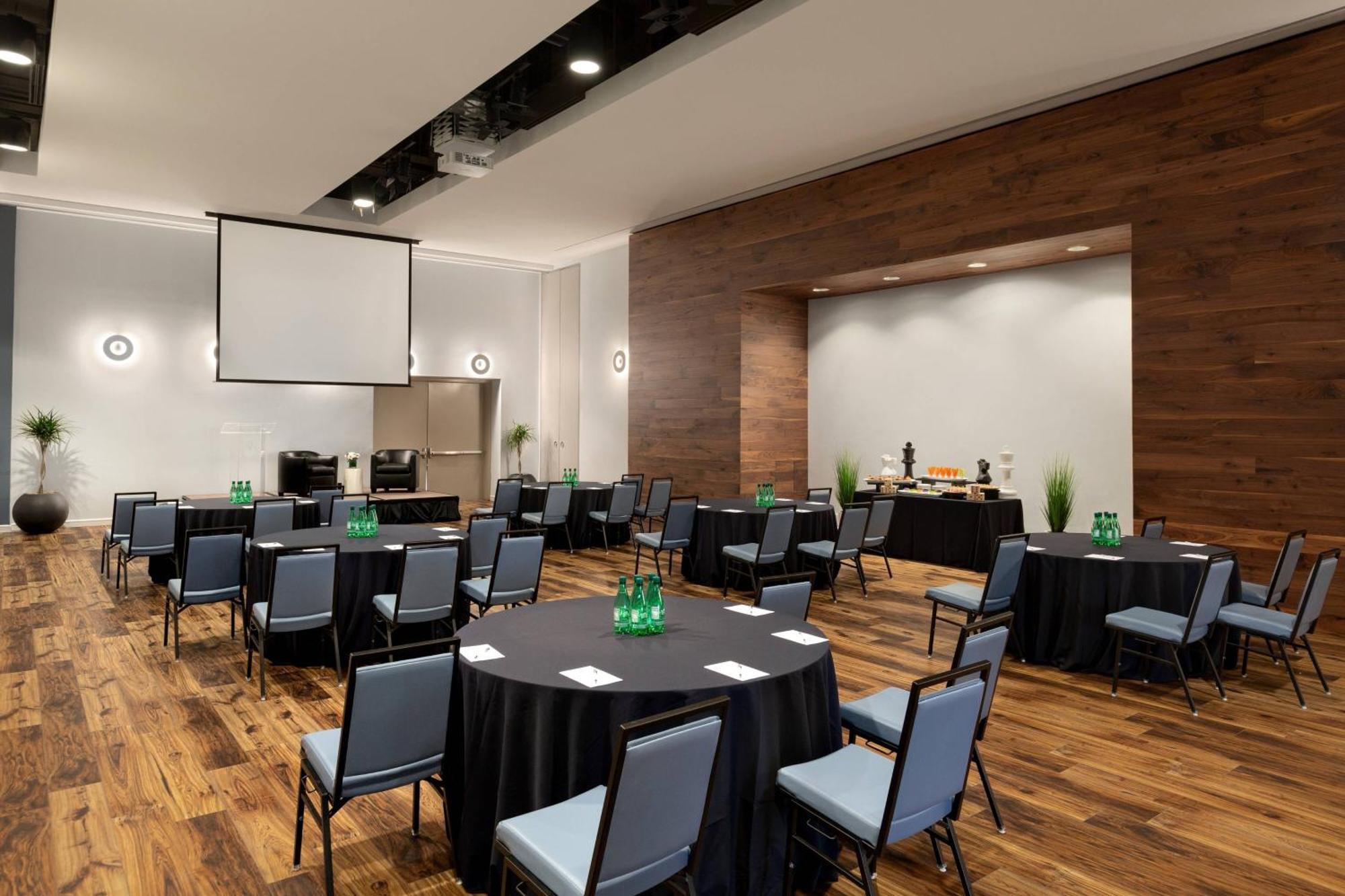Twelve Midtown, Autograph Collection Hotel Atlanta Exterior photo